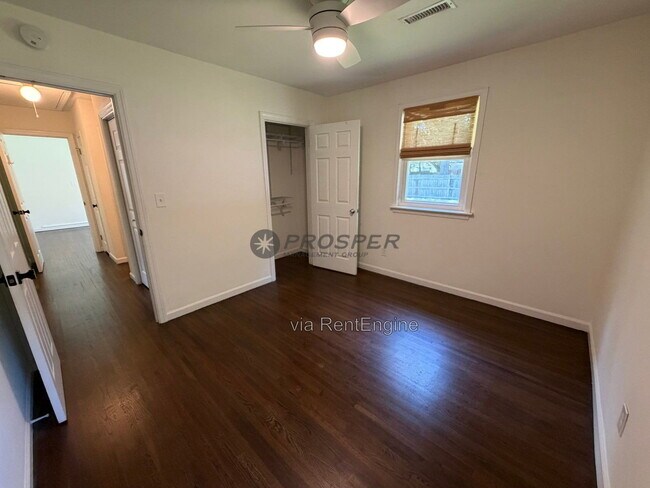 Building Photo - 1439 Village Rd