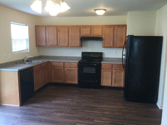 Building Photo - 1236 Saticoy Ct