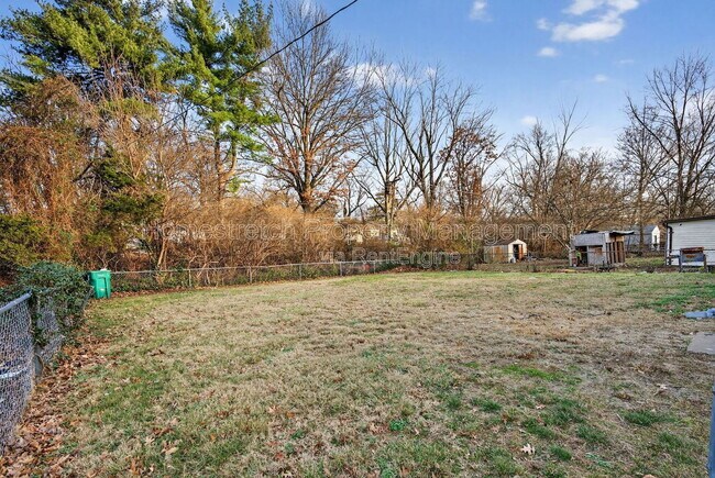 Building Photo - 9868 Lorna Ln