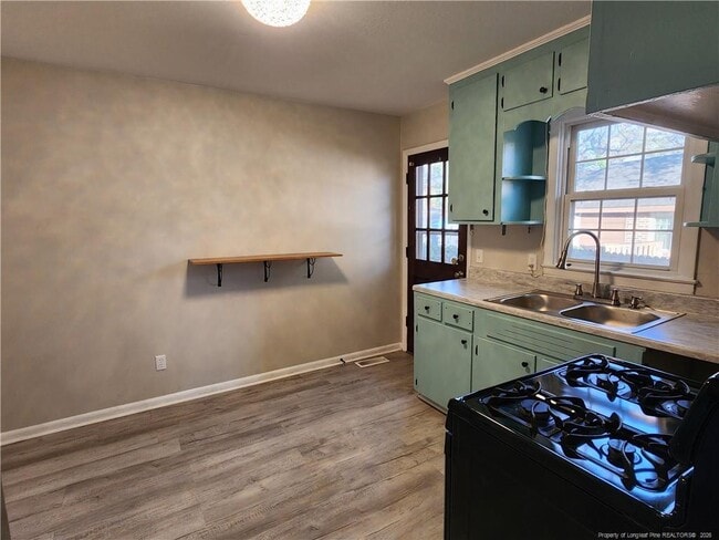 Building Photo - 1108 Norwood St