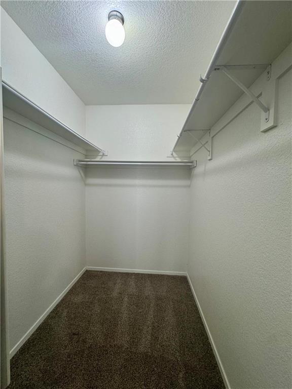 Building Photo - 704 SW Loudon Dr