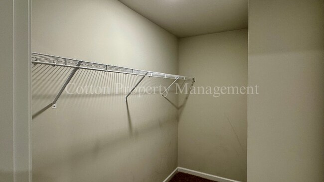 Building Photo - 1114 Forest Glen Dr