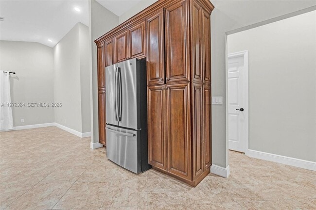 Building Photo - 5621 Carriage Ln