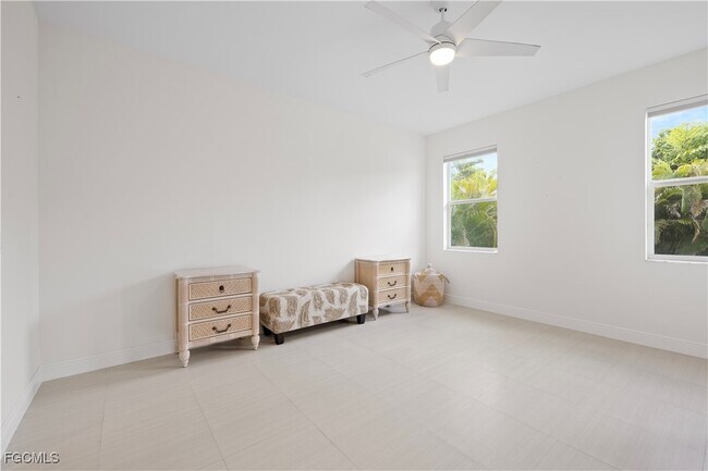Building Photo - 3148 Cottage Grove Ave