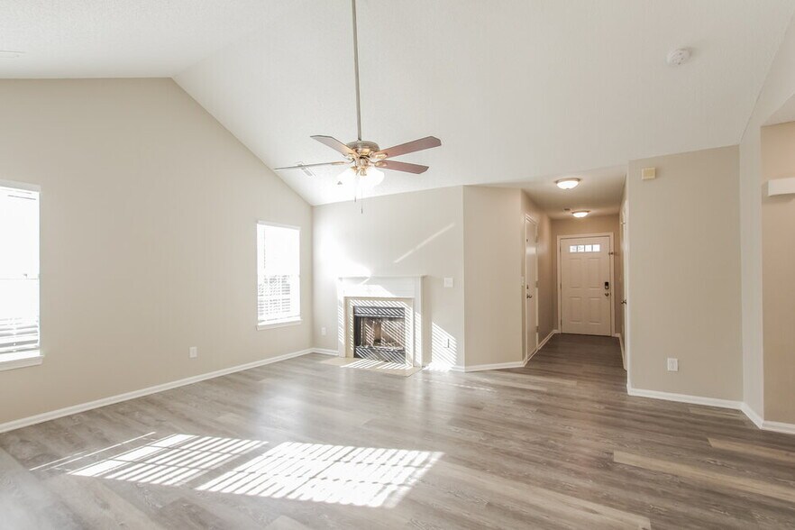 Building Photo - 8416 Bristol Ford Pl