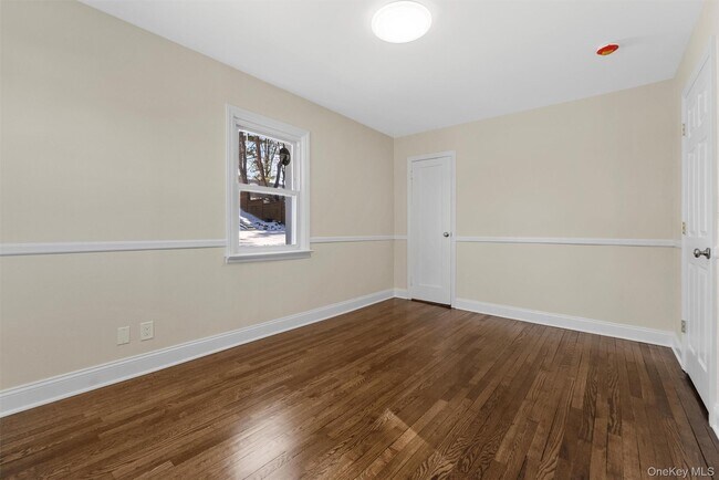 Building Photo - 913 Parkway Pl