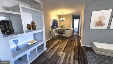 Building Photo - 816 South Ave