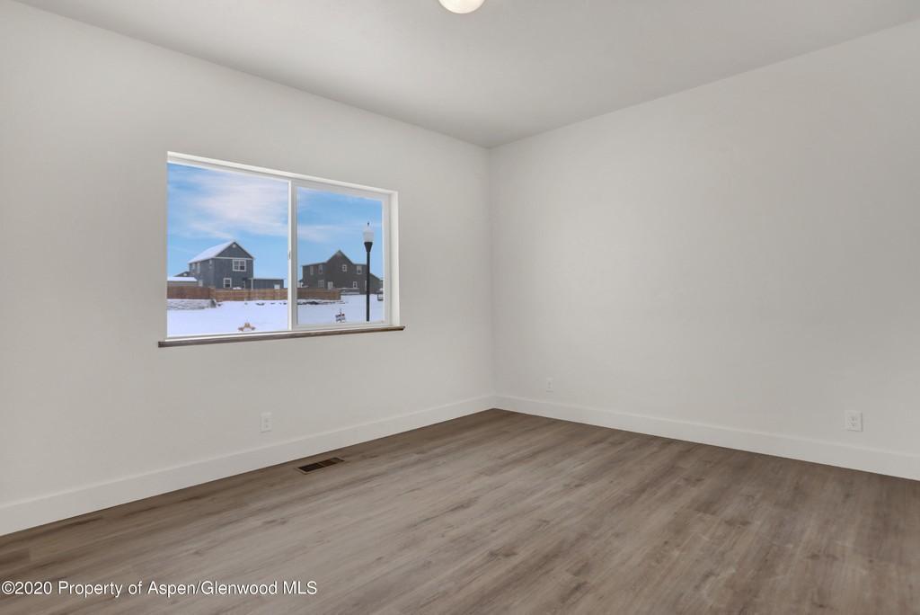 Second Bedroom - 340 Lake View Rd