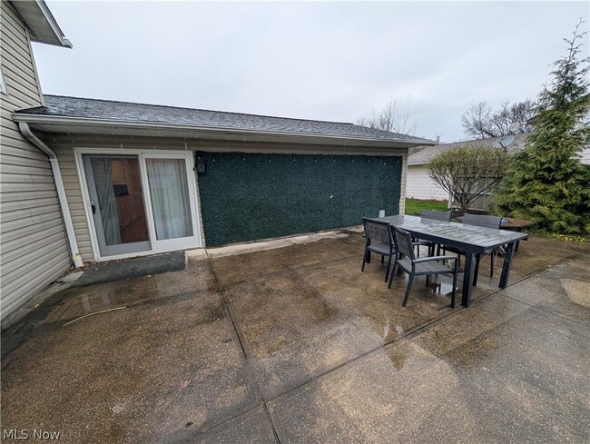 Building Photo - 8645 Courtland Dr