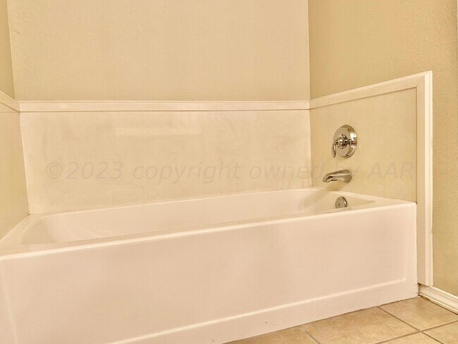 Building Photo - 3628 S Mirror St