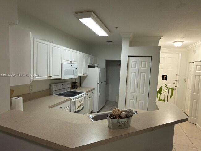 Building Photo - 4508 SW 160th Ave