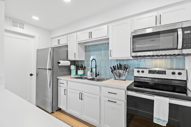 Building Photo - 174 Trinidad St