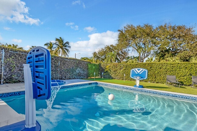 Building Photo - 2007 Northridge Rd