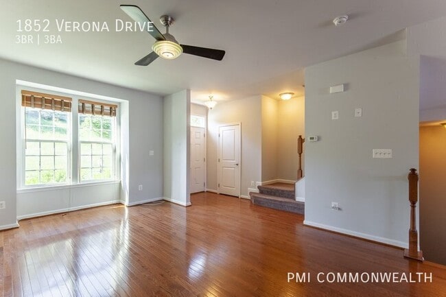 Building Photo - 1852 Verona Dr