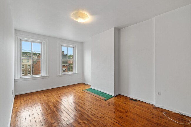 Building Photo - 5169 Butler St