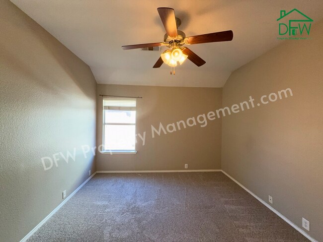 Building Photo - 3024 Peppercorn Dr