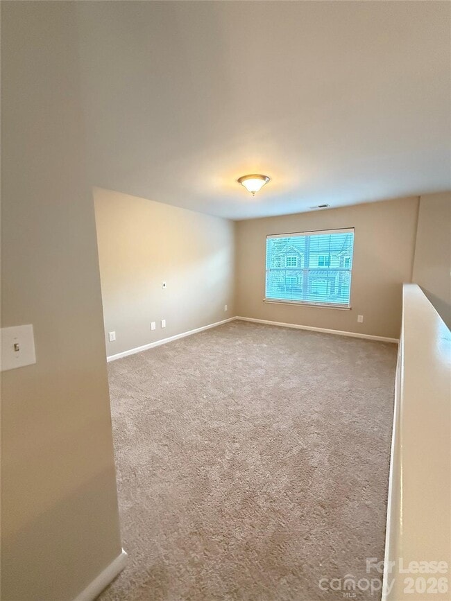 Building Photo - 5656 Tipperlinn Way