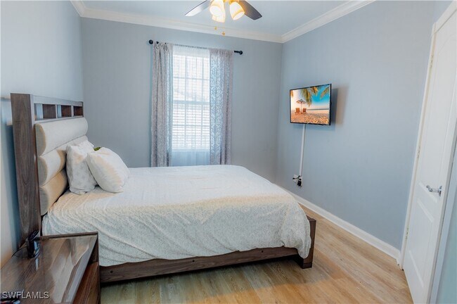 Building Photo - 6032 Towncenter Cir