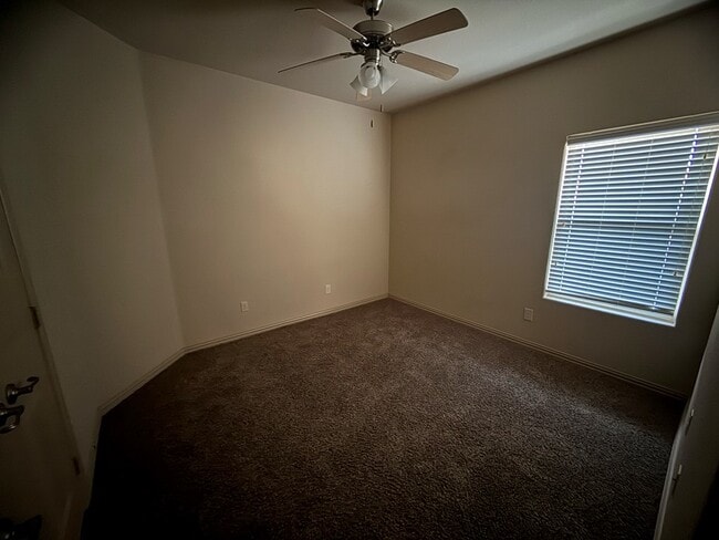 Building Photo - 3208 Rembrandt Ave