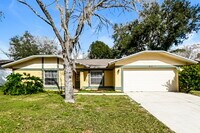 Building Photo - 510 Oak Creek Dr