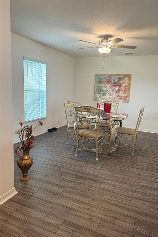 Building Photo - 2132 Pecos Dr