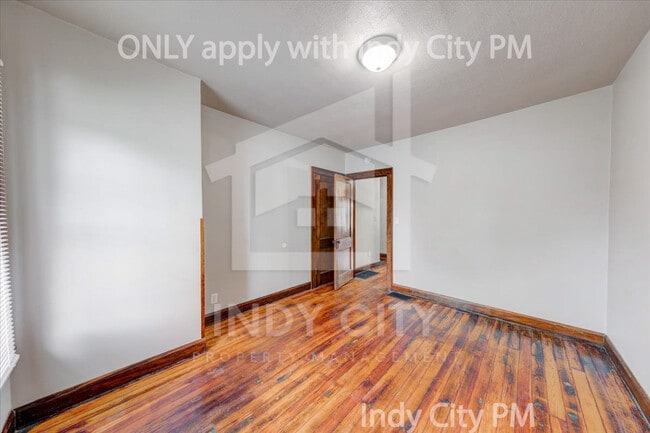 Building Photo - 953 N Linwood Ave