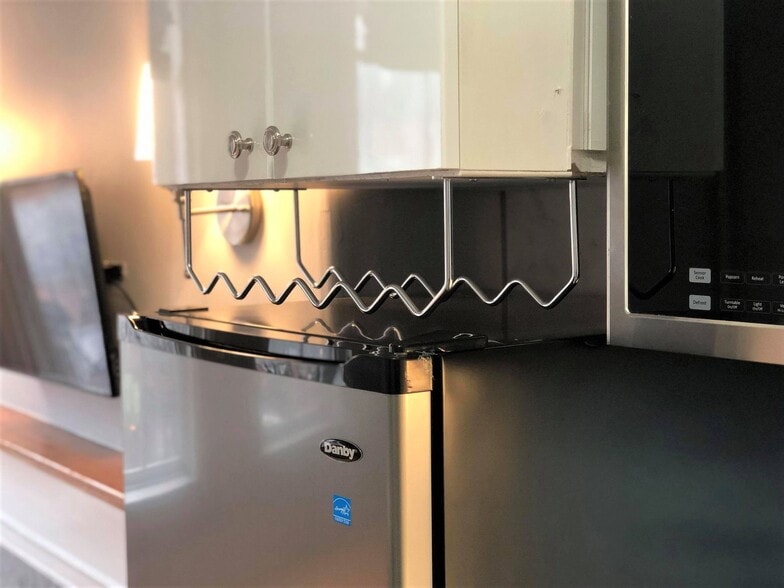 Building Photo - 88 Charles St