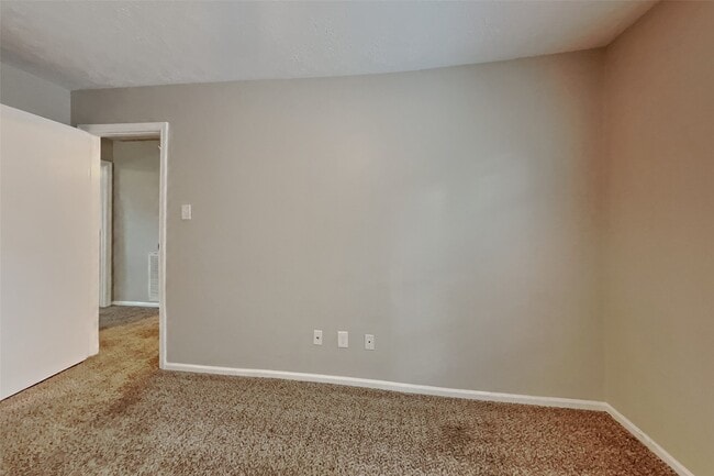 Building Photo - 46 Berryfrost Ln