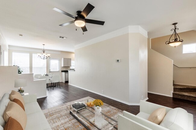 Building Photo - 915 Greene Way