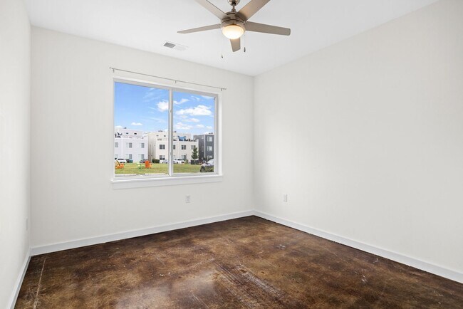 Building Photo - 1206 Porter St