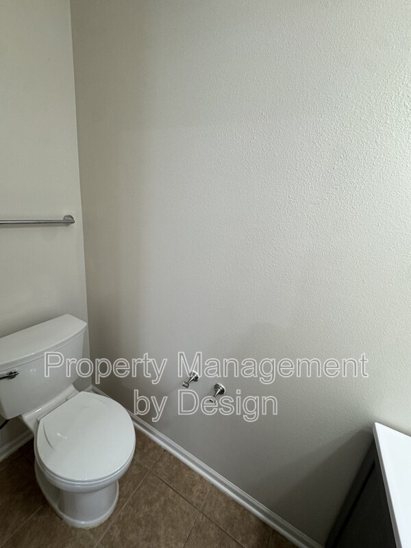 Building Photo - 8580 Rock Dr