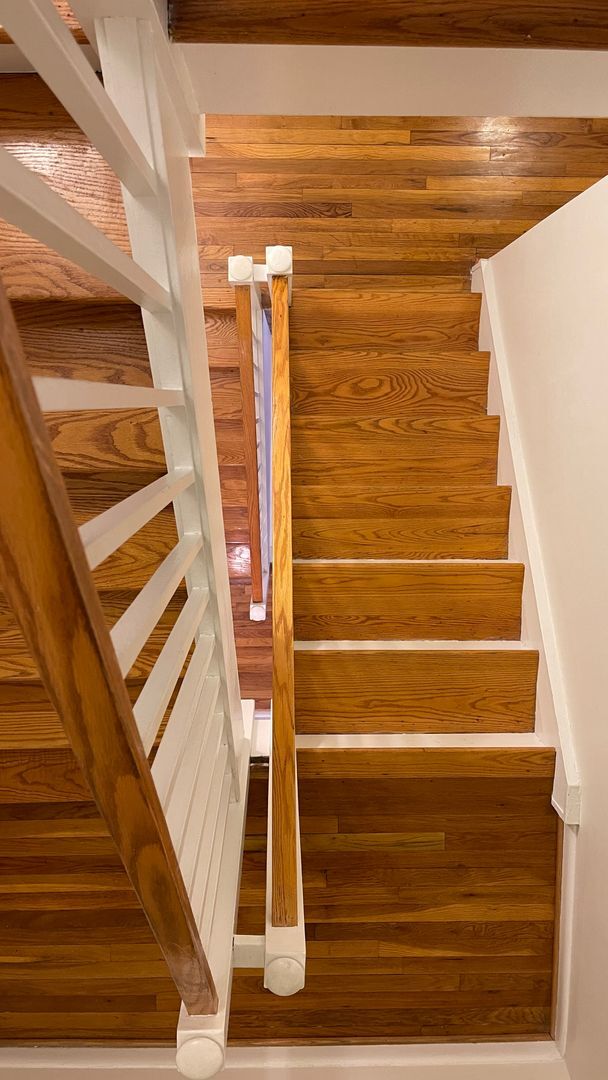 Building Photo - Spacious in SW