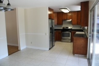 Building Photo - 2456 San Venito Way