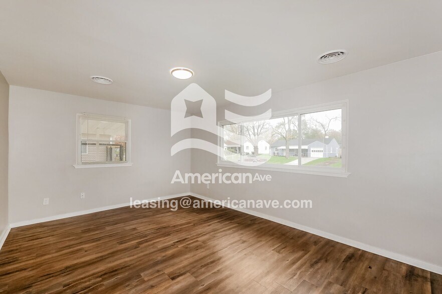 Building Photo - 6126 Windsor Dr