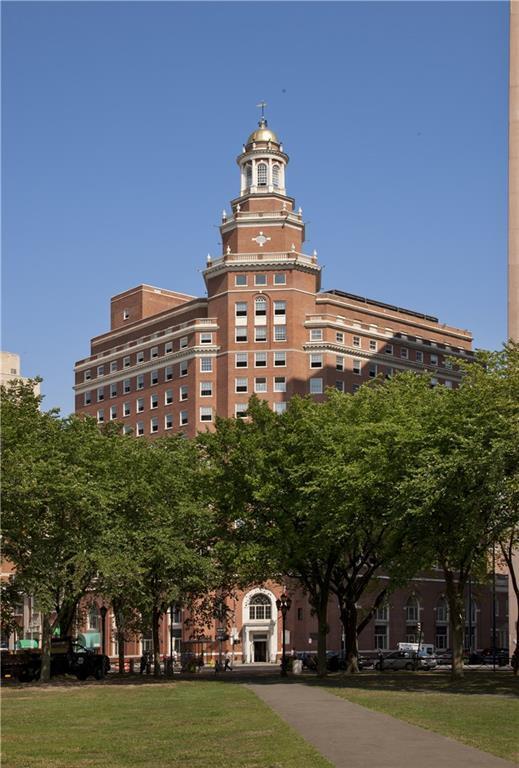 Building Photo - 205 Church St