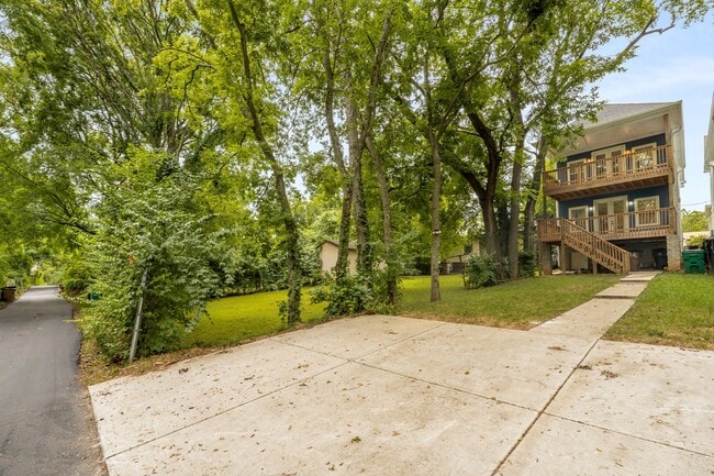 Building Photo - 1431 Meridian St