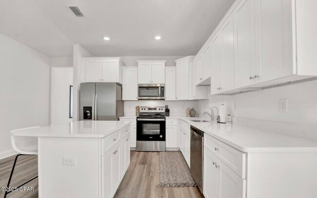 Building Photo - 118 Butler Cv