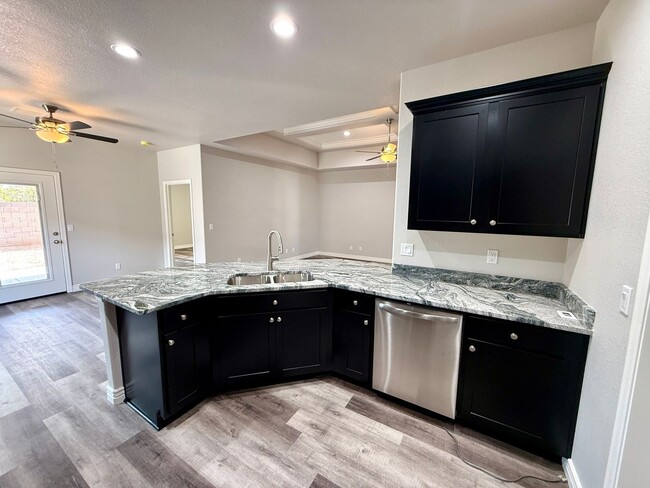 Building Photo - Gorgeous 2025 Built 3 Bedroom 2 Bath Home!
