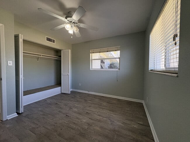 Building Photo - 1093 Hollygate Ln