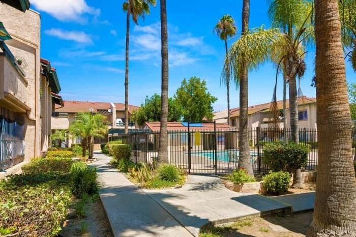 Building Photo - 2015 Dairy Mart Rd