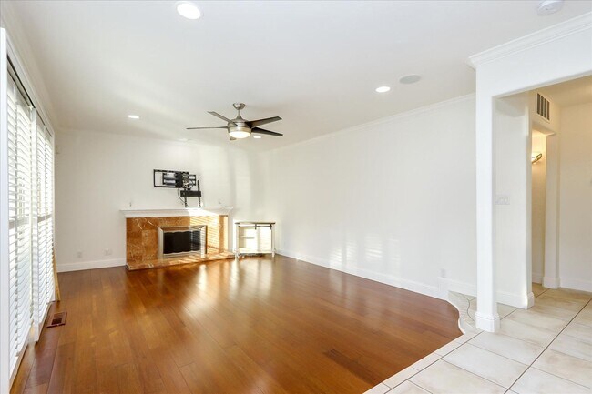 Building Photo - Gorgeous, Spacious and Move In Ready Home!