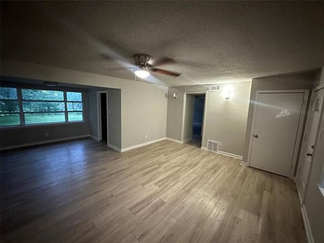 Building Photo - 2908 Binyon St