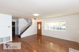 Building Photo - 904 Harbison Pl