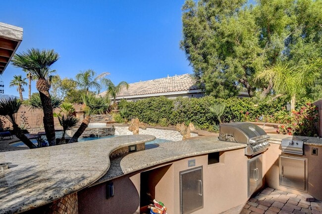 Building Photo - Stunning Aliante Single-Story with Casita ...