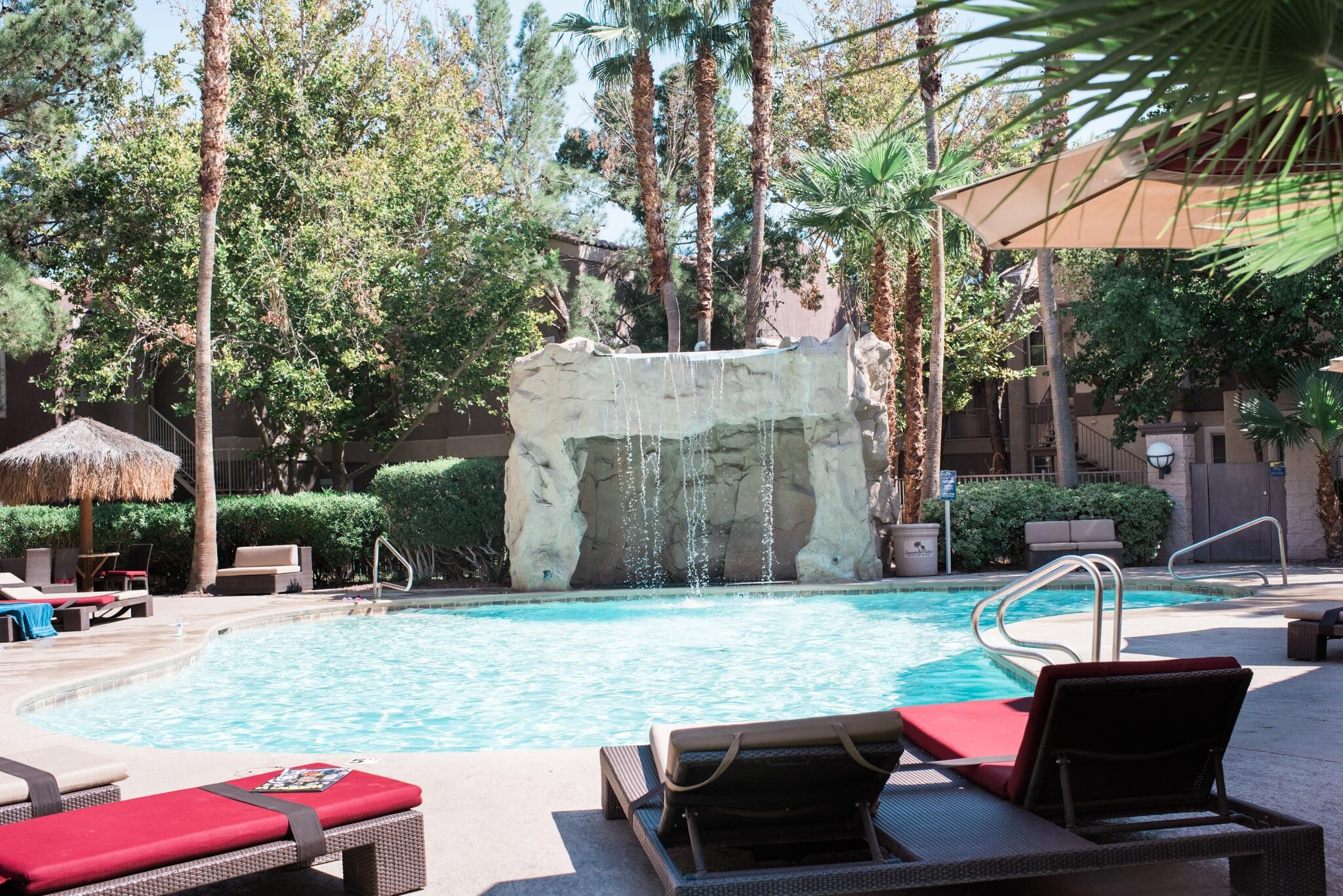 Swimming Pool and Jacuzzi - 5250 S Rainbow Blvd