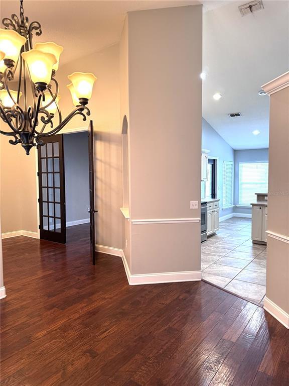 Building Photo - 2616 Hickory View Loop