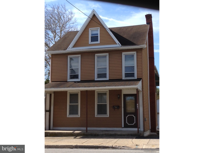 Building Photo - 170 W Penn Ave