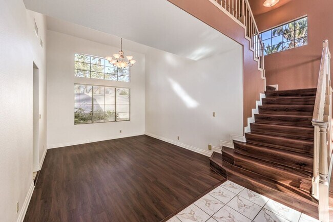 Building Photo - 3 Bed room Pool home in Desert Shores