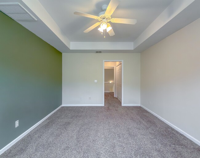 Building Photo - 3271 Sugar Berry Way