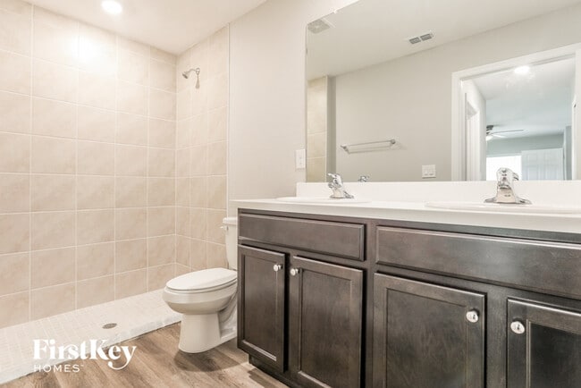 Building Photo - 20431 Mt Prospect Ave